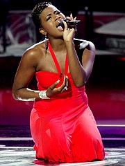 Fantasia Belts It Out at Fashion Oscars