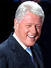 SNL Offers Hosting Gig to Bill Clinton
