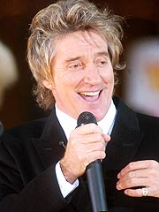 Rocker Rod Stewart Files for Divorce