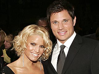 Nick Lachey Denies Super Bowl Flirting