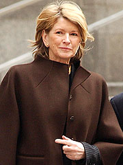 Martha Stewart Settles Civil Lawsuit
