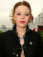 American Pie's Natasha Lyonne a Free Woman