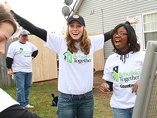 Actress Jessica Biel Helps Iraq War Vet