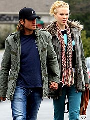 Nicole & Keith Go Hand-in-Hand