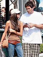 Paris Hilton & Matt Leinart: Cozy in Vegas