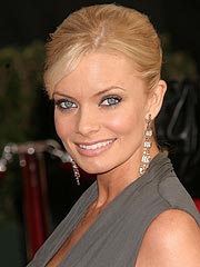 Jaime Pressly to Guest Star on Rules of Engagement