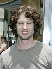 New Dad Jon Heder Says Diaper Duty Is Fun