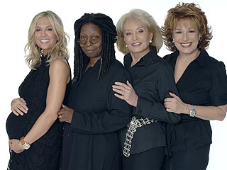 FIRST LOOK: Whoopi's New View Cast Photo