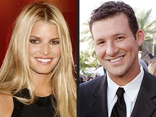 Tony Romo, Jessica Simpson Share Thanksgiving Dinner