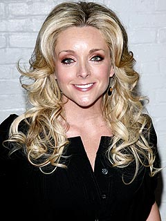 30 Rock's Jane Krakowski Says She's 'in Love'