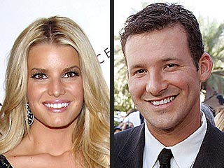 Jessica Gushes Over Tony Romo at Concert