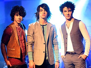 TV Roundup: The Jonas Brothers Are Coming to Your Living Room. Really!