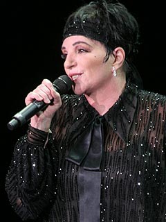 Liza Minnelli Going Back on Tour