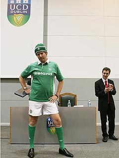 Will Ferrell Has Irish Award Society in Stitches
