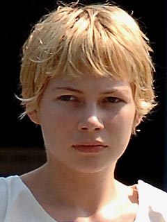 Michelle Williams Arrives in Heath's Hometown