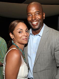 A Different World's Jasmine Guy Files for Divorce