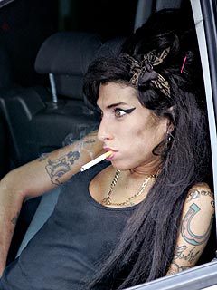 Amy Winehouse Smokes After Hospital Release