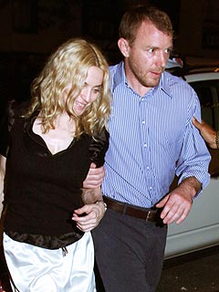 Madonna & Guy Enjoy Dinner – Together! – in N.Y.C.