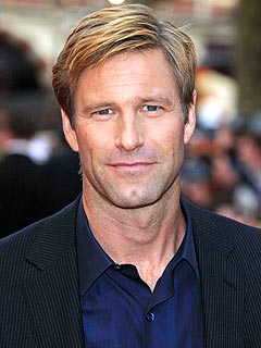 Aaron Eckhart Would Relocate for the Right Partner