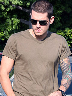 John Mayer Calls on City Hall to 'Regulate' Paparazzi