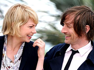 Michelle Williams and Spike Jonze: PDA Alert!