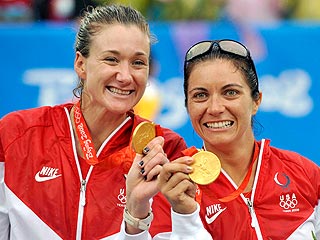 Kerri Walsh and Misty May-Treanor Strike Gold