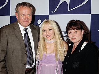Hilary Duff's Dad Jailed in Texas