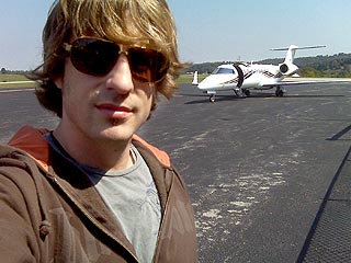 Country Star Jimmy Wayne Strips for Security