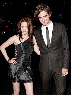 Caught in the Act! | Kristen Stewart, Robert Pattinson