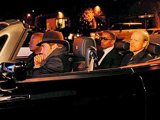 PHOTO: Jamie Foxx Rolls with Jake Gyllenhaal in New Video
