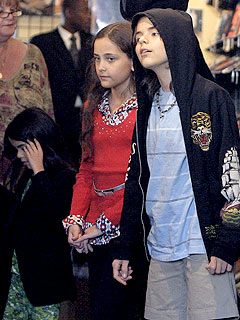 LaToya Jackson Reveals Michael's Kids Are In Therapy