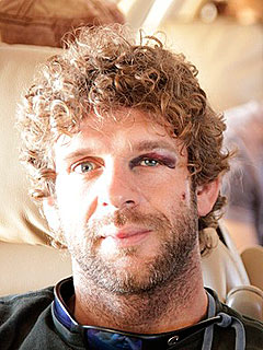 Singer Billy Currington Injured when Stage Collapses at Music Festival