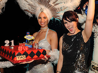 Rumer Willis Turns 21 in Las Vegas