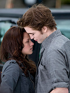 New Moon Director Wants to Make Fans Cry