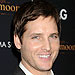 How Peter Facinelli Solves His Christmas Dilemma