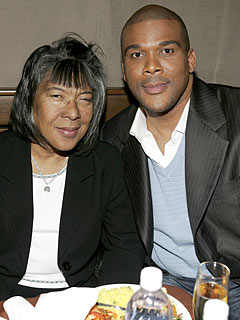 Tyler's Perry's Mom, Who Inspired Madea, Dies
