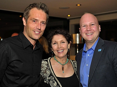 Stars Ante Up Against Dogfighting at Humane Society Poker Tournament
