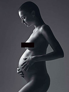 Pregnant Miranda Kerr Poses Nude for W Magazine