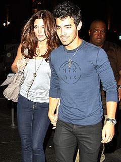 Couples Watch: Ashley Greene & Joe Jonas's Private Sushi Date