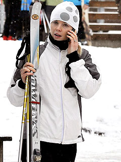 Elin Nordegren Skiing in the Alps