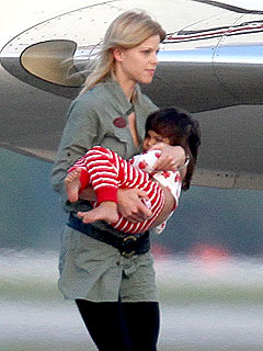 Elin Nordegren Returns to Orlando After Swedish Holiday