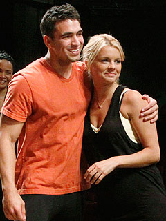 Ali Fedotowsky: Roberto Made My Uncle Cry