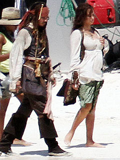 Penélope Cruz Is 4½-Months Pregnant