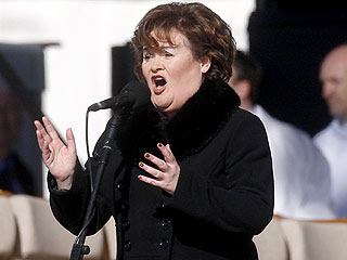 Susan Boyle's Dream Comes True: She Sings for the Pope