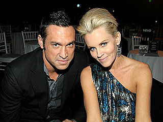 Jenny McCarthy Is Single Again
