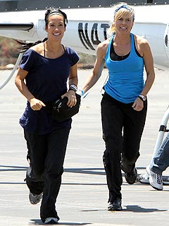 Victor's Amazing Race Blog: Nat and Kat Make History
