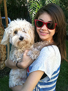 Sarah Hyland's Dog has a 'Modern Family' Connection