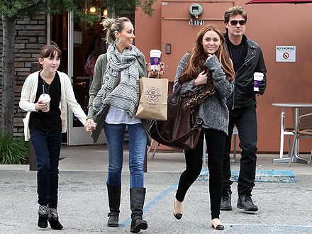 Miley Cyrus, Billy Ray Photos: Family Outing