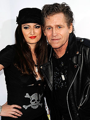 Jeff Conaway's Family Gets Restraining Order Against Ex-Girlfriend