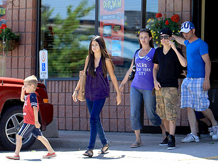 Justin Bieber Takes Selena Gomez Home